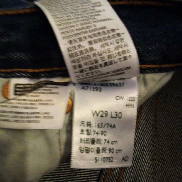 Levi's - Picture 5 of 5